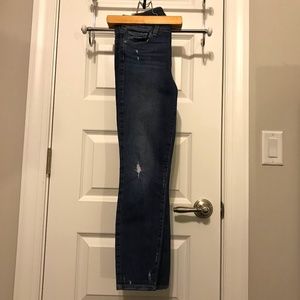 PAIGE 5 pocket Verdugo Crop distressed indigo blue jeans (size 26)